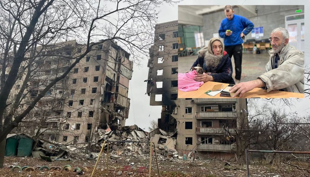 У Костянтинівці волонтери евакуювали двох людей, які опинилися заблокованими на 7-му поверсі у зруйнованому будинку (відео)