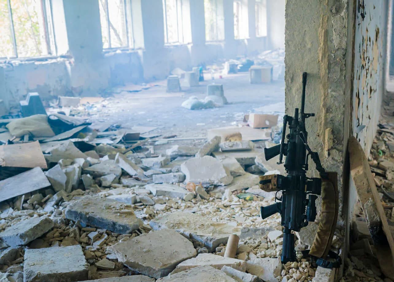 На Сіверському напрямку окупантів відправляють на м'ясні штурми без бронежилетів і автомата