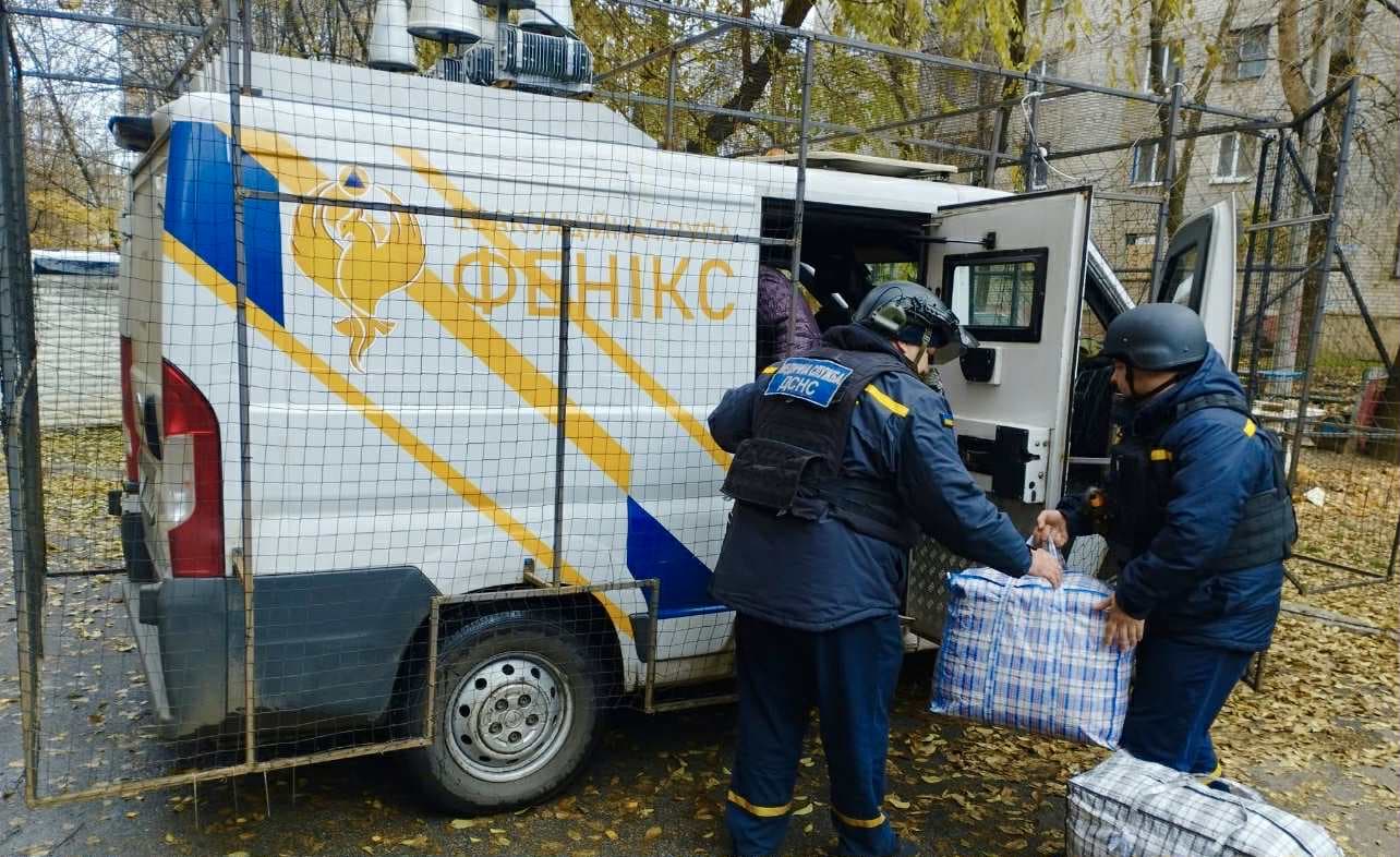 <em>С начала ноября «Феникс» эвакуировал 17 жителей Дружковки с пятью детьми. Фото: ГСЧС</em>