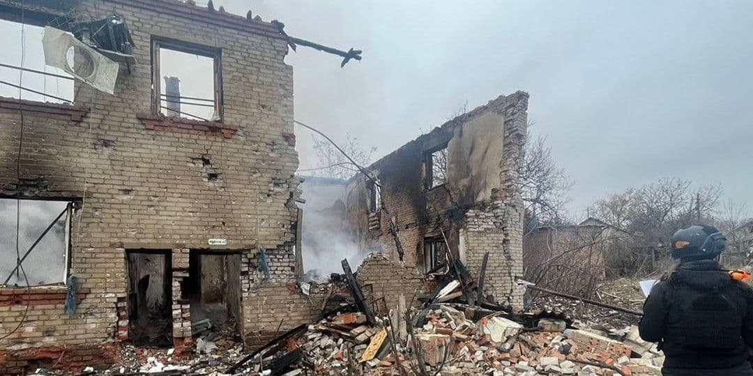 Росіяни атакували 8 населених пунктів Донеччини, руйнувань зазнали 18 цивільних об'єктів (фото)