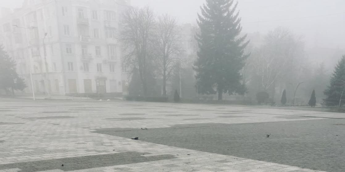 <em>Российская "Молния-2" ударила по площади Мира в Краматорске 14 ноября 2025 года. Фото: Facebook/Александр Гончаренко</em>