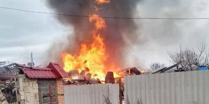 Краматорський та Бахмутський райони Донеччини постраждали від російських обстрілів: які наслідки (фото)