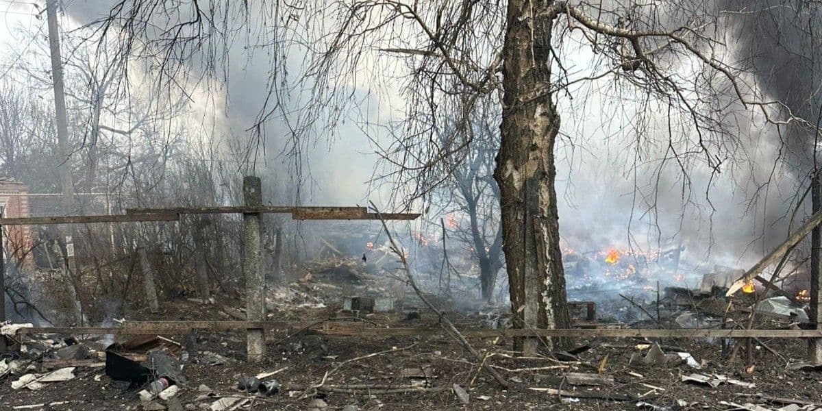 "Шахеди" атакували Билбасівку Слов'янської громади: є руйнування та поранена людина (фото)