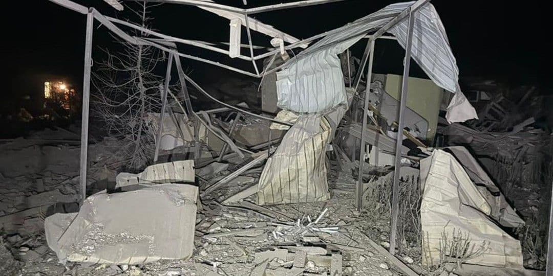 <em>Наслідки російського обстрілу Донеччини 27 листопада 2025 року. Фото: НПУ</em>