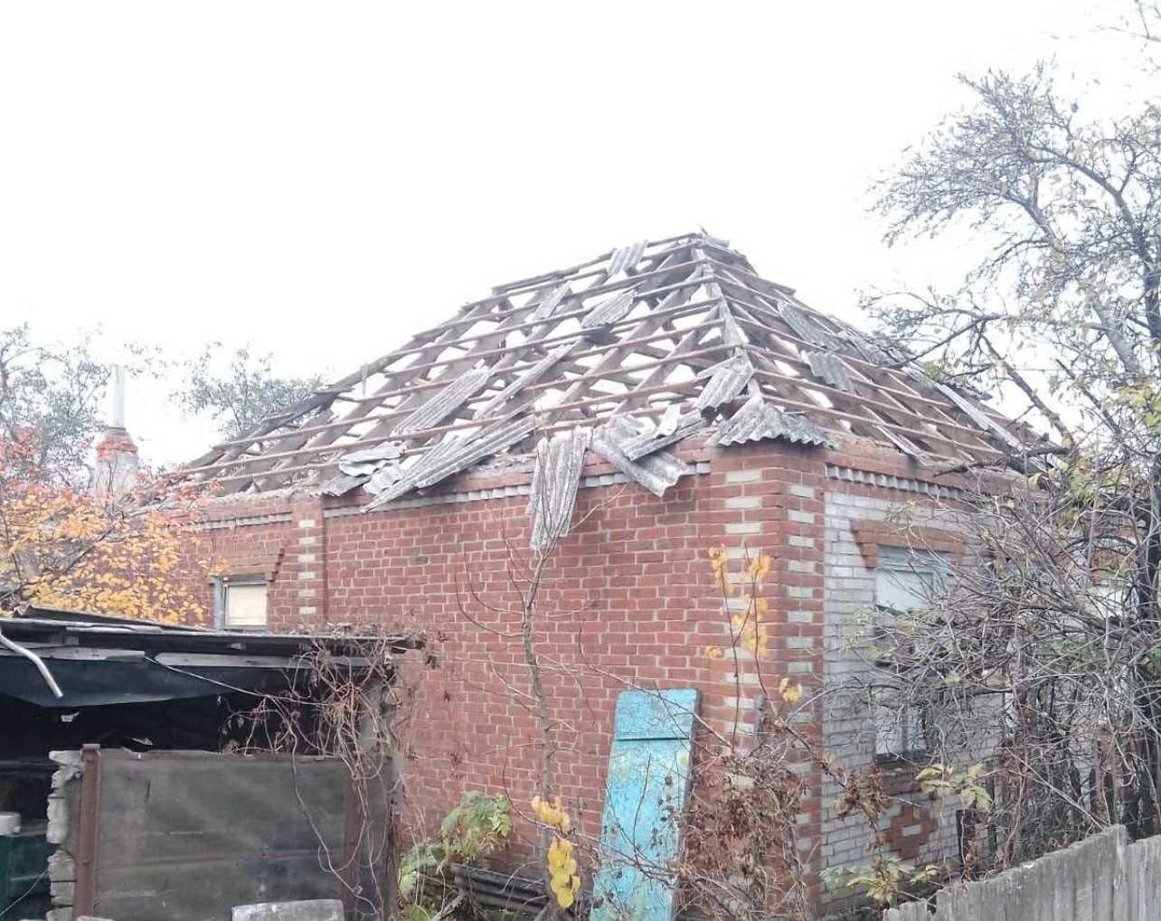 Наслідки обстрілів на Донеччині. Фото: ОВА