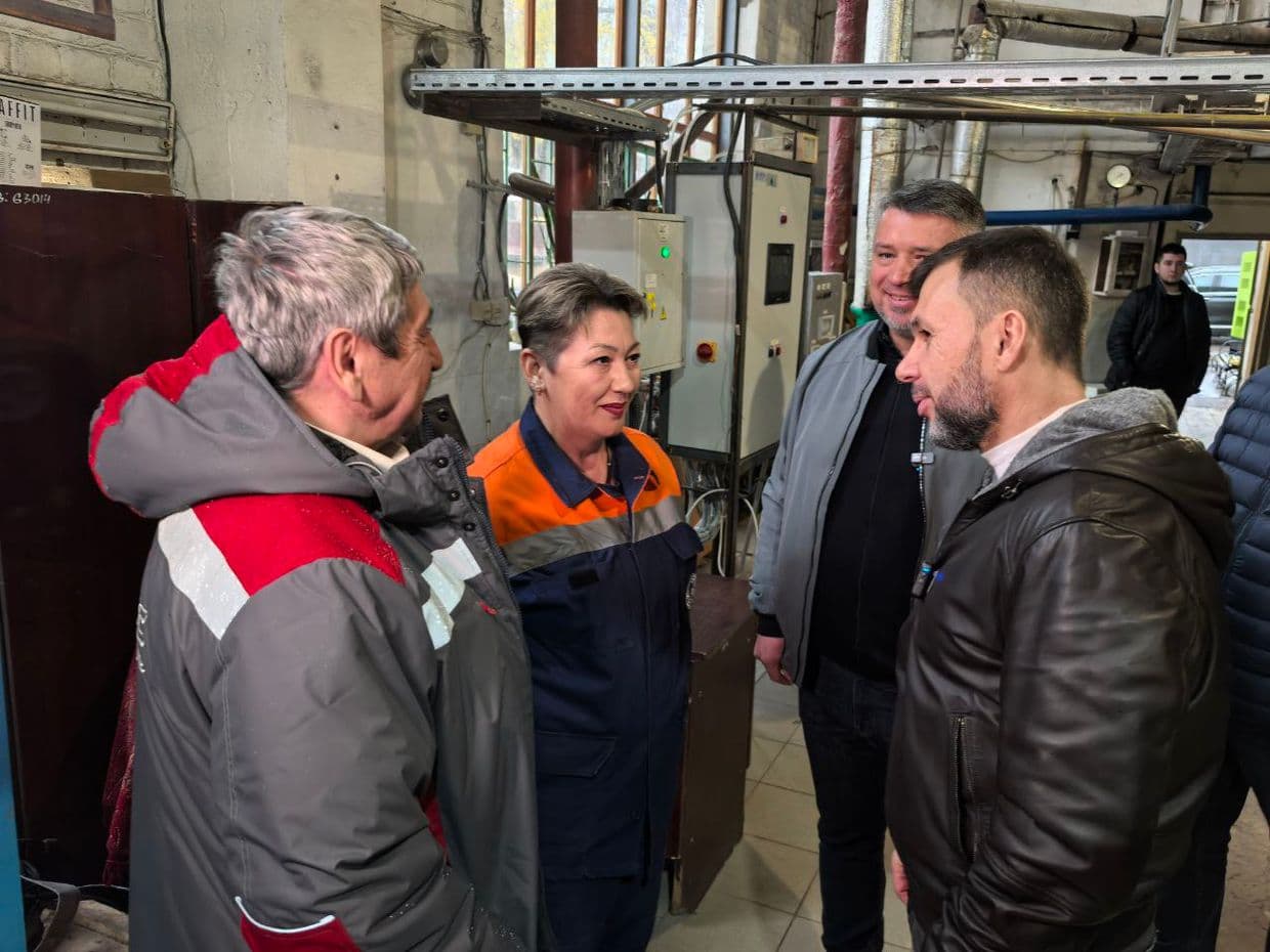 На окупованій частині Донеччини через енергетичний колапс зупинилося 490 котелень для опалення