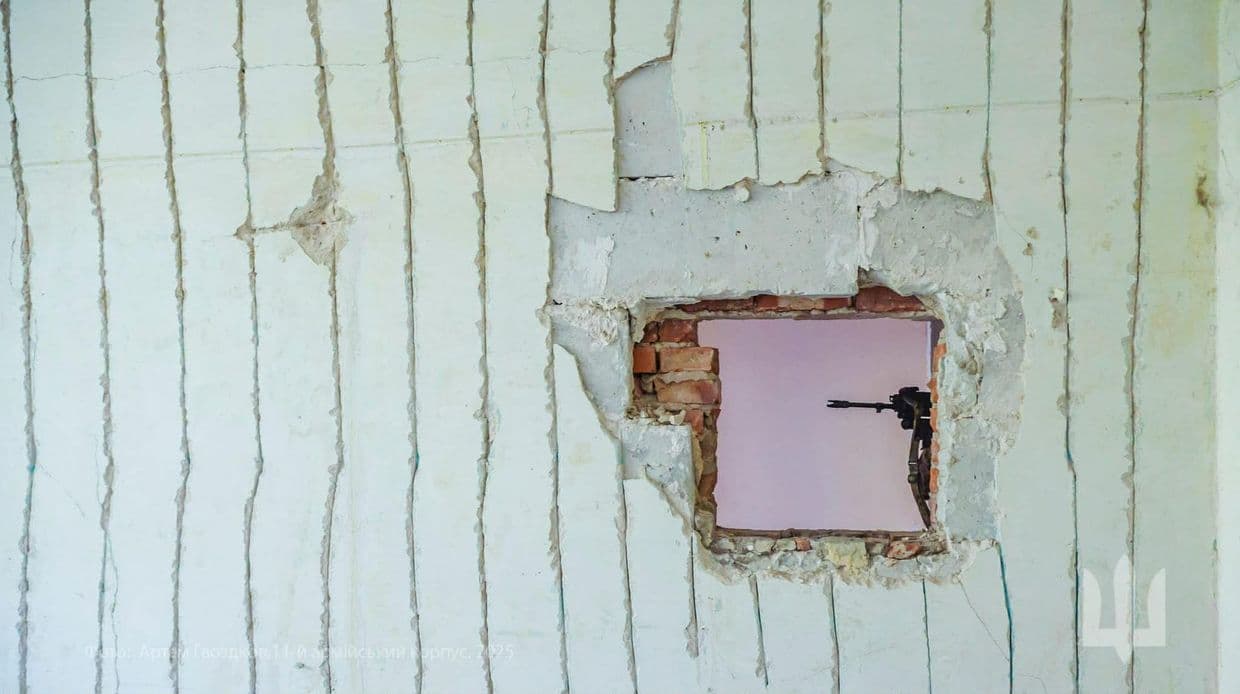 На Лиманському напрямку росіяни для "маневровості" відправляють штурмовиків в бій зовсім без засобів захисту