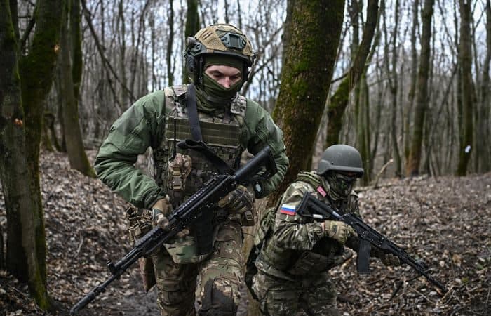 <em>Бійці російської окупаційної армії. Фото з відкритих джерел</em>