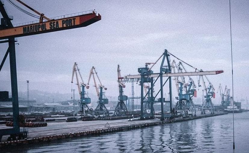 Окупанти обладнають у Маріупольському морському порті багатосторонній пункт пропуску через "держкордон рф"