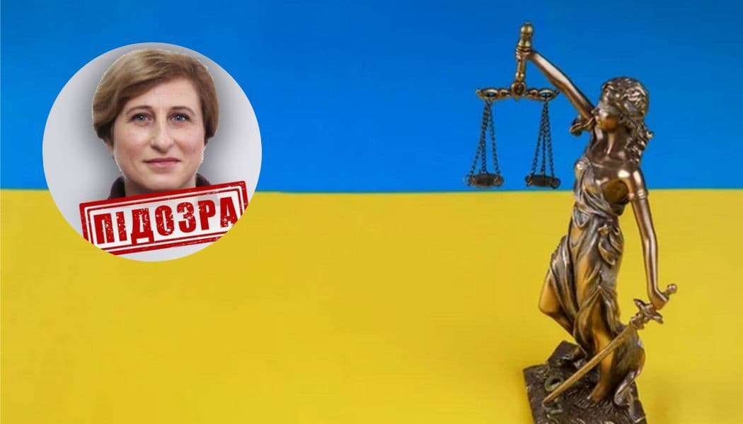 <em>СБУ підозрює у співпраці з ворогом "очільницю" окупаційної Анадольської селищної адміністрації на Донеччині. Колаж СВ, Фото підозрюваної - з посту прокуратури</em>
