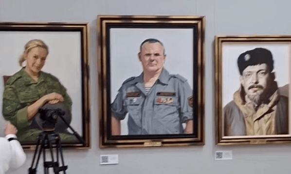 В окупованому маріупольському музеї. Фото з відкритих джерел.