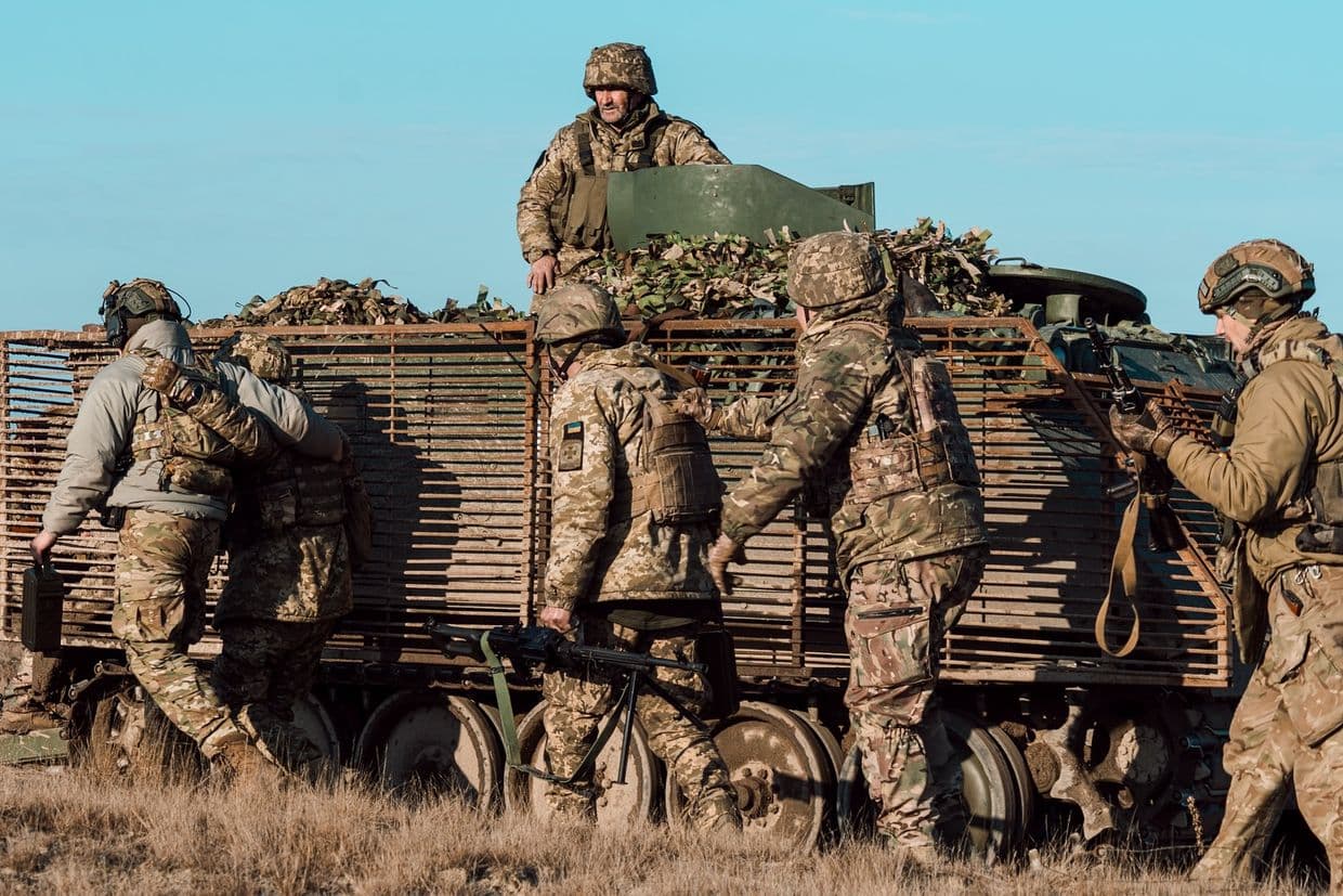 Украинские защитники. Фото: Владимир Потапенко / Бригада "Месть"