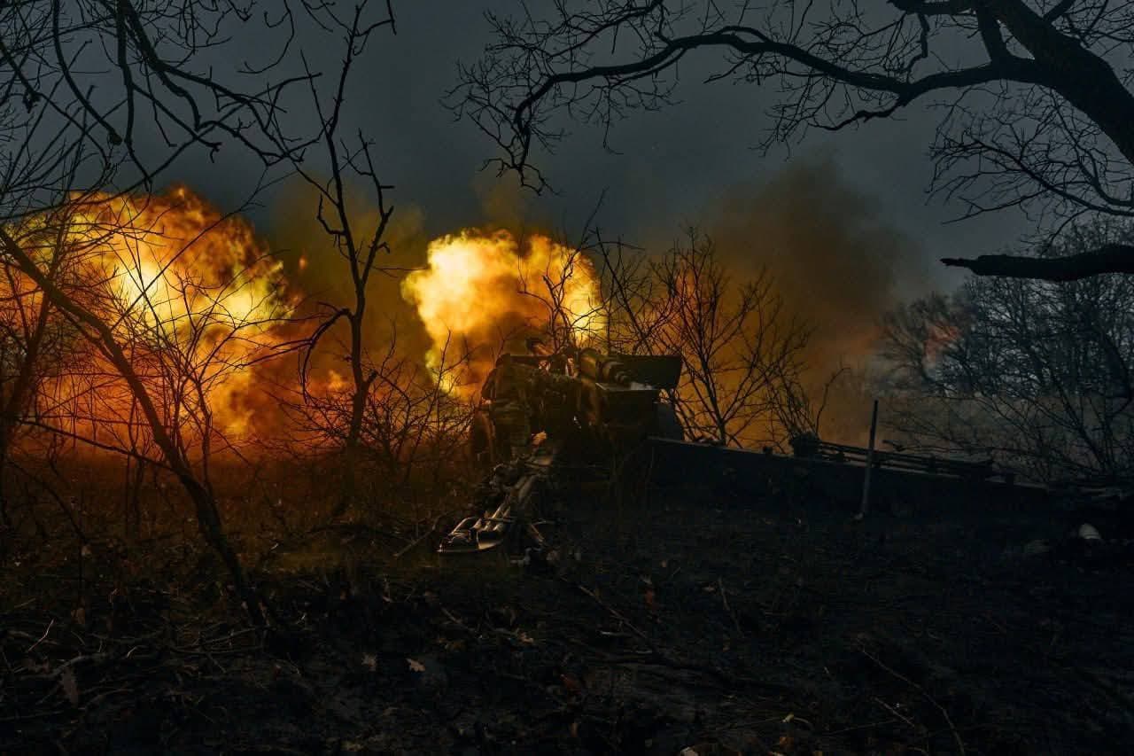 <em>Стреляет пушка. Фото: Facebook/Генштаб ВСУ</em>