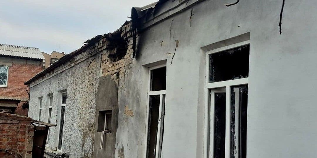 Унаслідок російських ударів на Донеччині зазнали руйнувань 14 цивільних об'єктів: подробиці