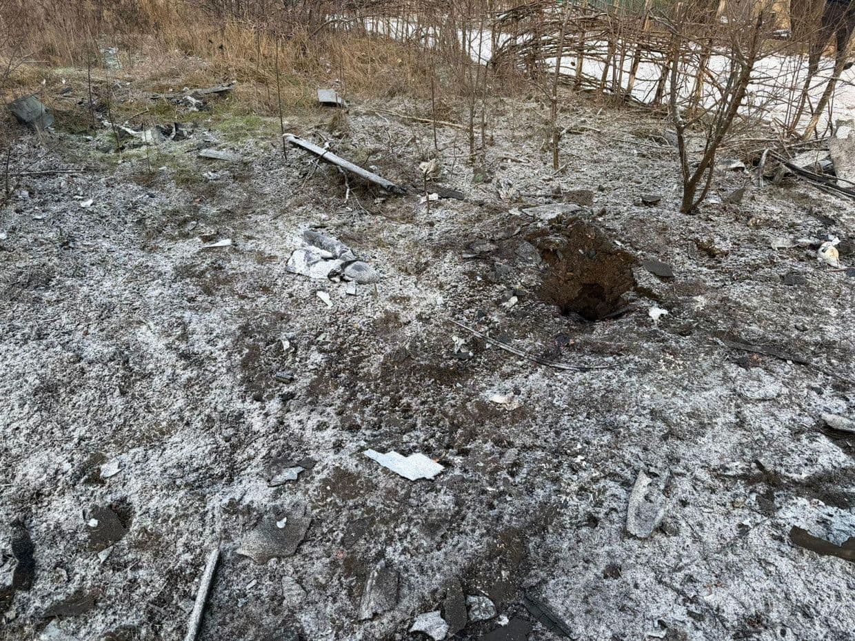 <em>Место российского удара по Славянской громаде, 15 декабря 2025 года. Фото: Facebook/Вадим Лях</em>