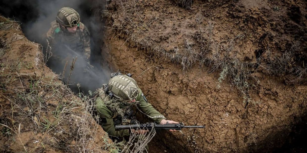 Українські захисники. Фото: 24 ОМБр