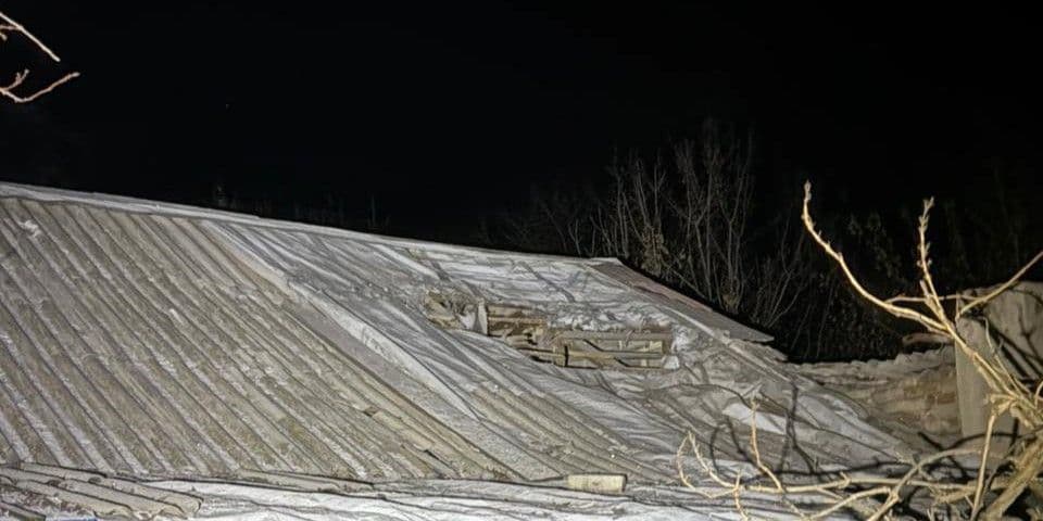 Слов'янськ двічі потрапив під російський касетний "Смєрч" 24 грудня 2025 року. Фото: Facebook/Вадим Лях