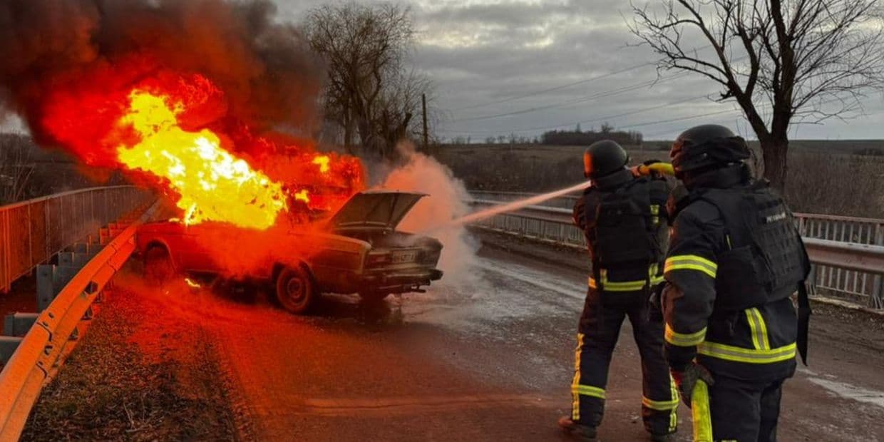 У Краматорську вогнеборці двічі виїжджали на пожежі: подробиці (фото, відео)