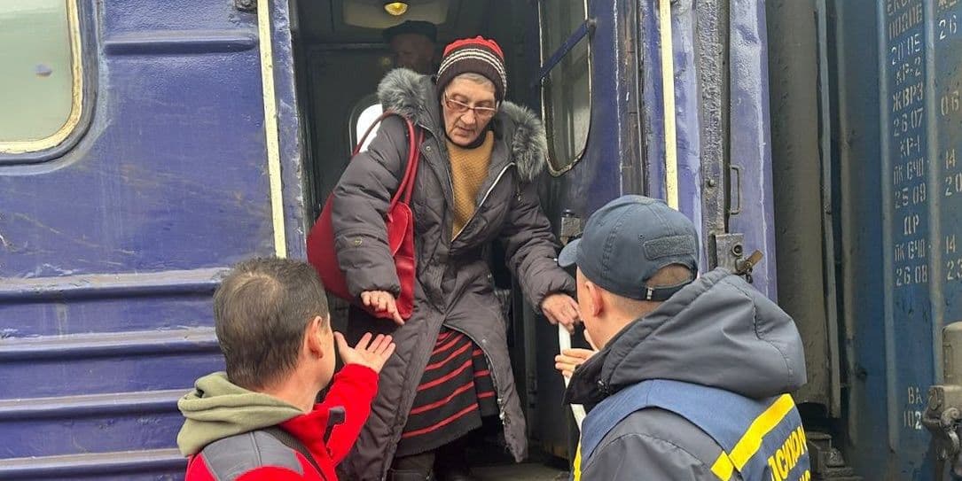 Евакуація з Донеччини. Фото: ДСНС Волині