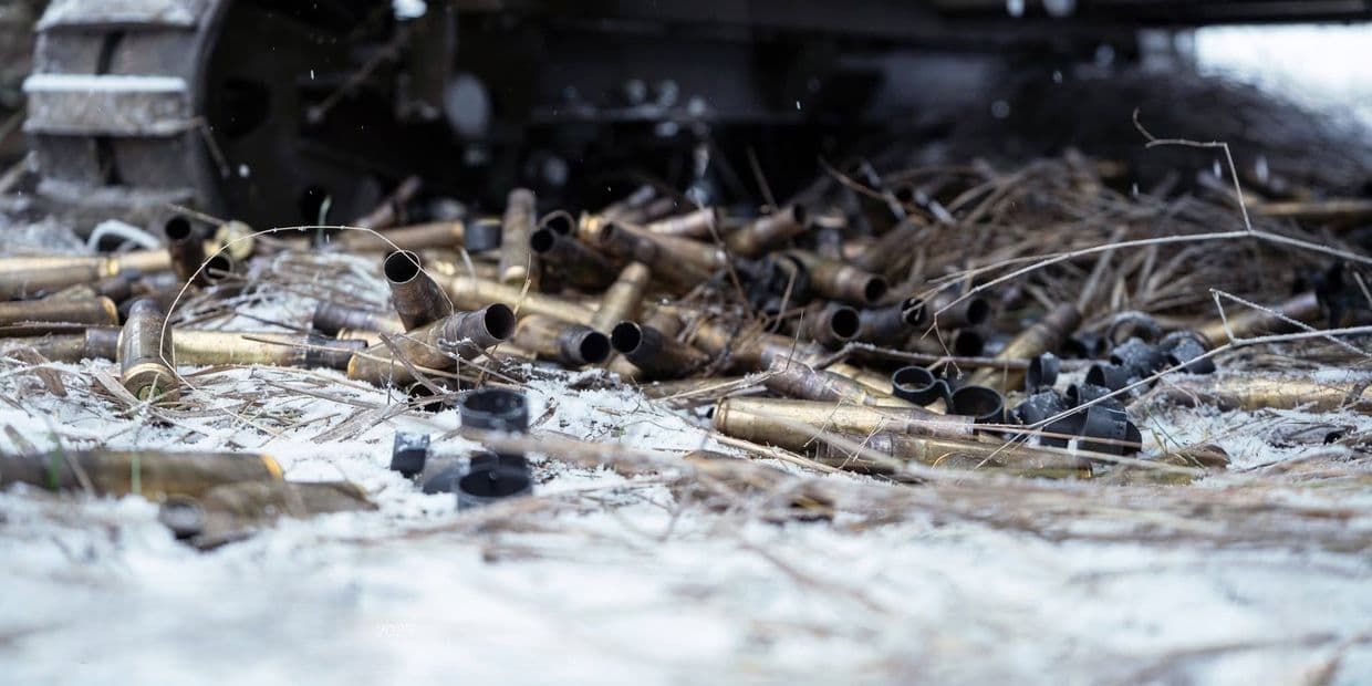 Відстріляні кулеметні гільзи. Фото: 66-та окрема механізована бригада ім. князя Мстислава Хороброго