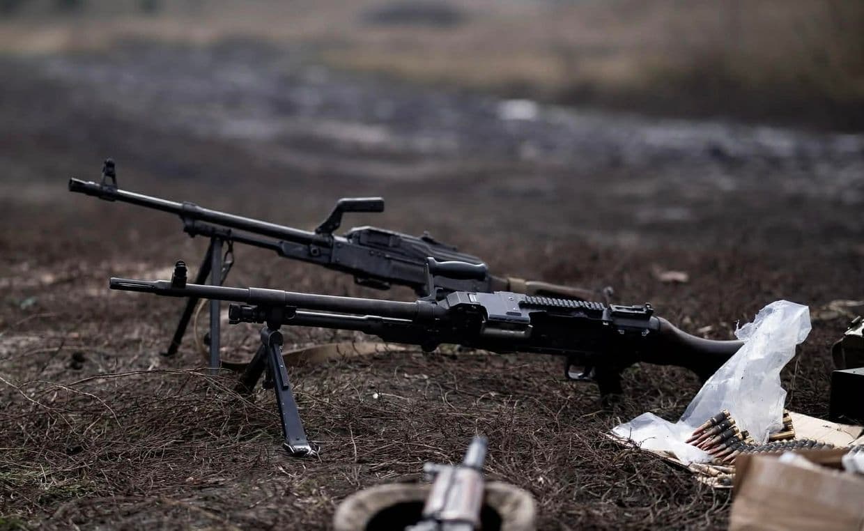 Россияне своих раненых не забирают с поля боя: в ДШВ рассказали о потерях россиян на фронтах Донецкой области за ноябрь