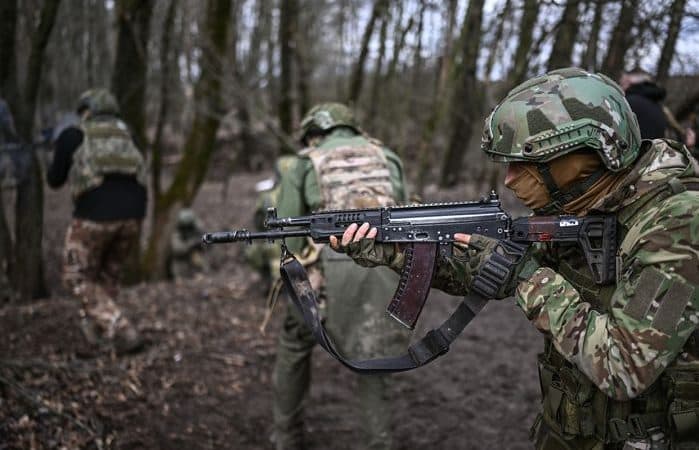 <em>Бійці російської окупаційної армії. Фото з відкритих джерел</em>