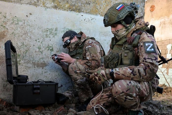 <em>Бійці російської окупаційної армії. Фото з відкритих джерел</em>