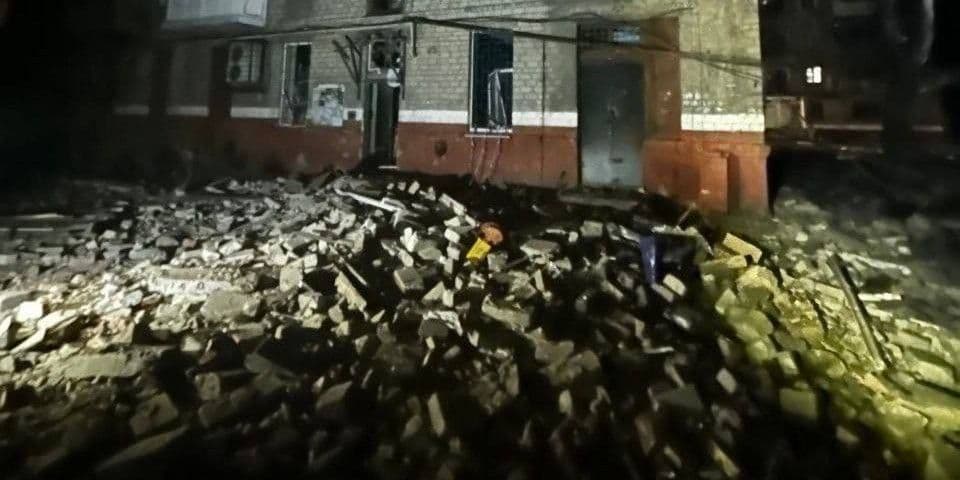 Унаслідок обстрілів Донеччини зазнали руйнувань 30 цивільних об'єктів: подробиці від поліції (фото)