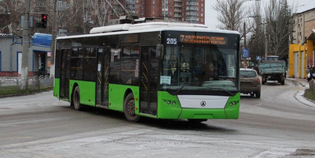 Стало известно, как будет работать общественный транспорт в Славянской громаде 1 и 2 января