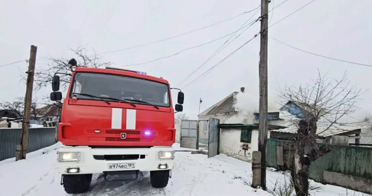 <em>На ВОТ Луганщины в новогоднюю ночь на пожаре погиб мужчина. Фото: из Телеграм</em>