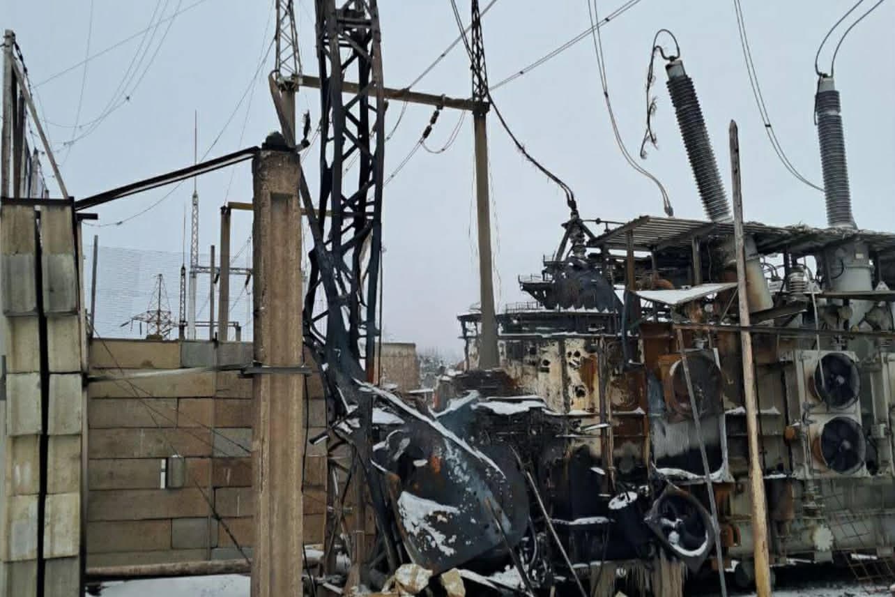 <em>Центр вивчення окупації показав підтвердження факту ураження підстанції "Азовська" в окупованому Маріуполі. Фото: міська рада Маріуполя.</em> 