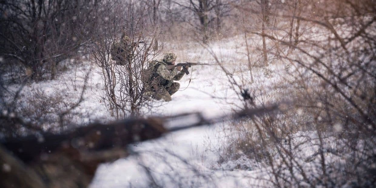 Українські захисники. Фото: 56 ОМПБр