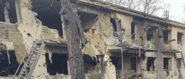 Росіяни скинули ФАБ-250 на Пункт незламності у Костянтинівці, вбили людину