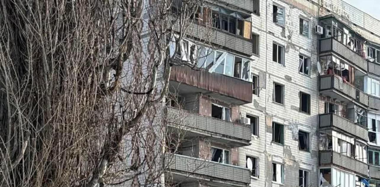 У Краматорську ворожим обстрілом пошкоджено дві багатоповерхівки