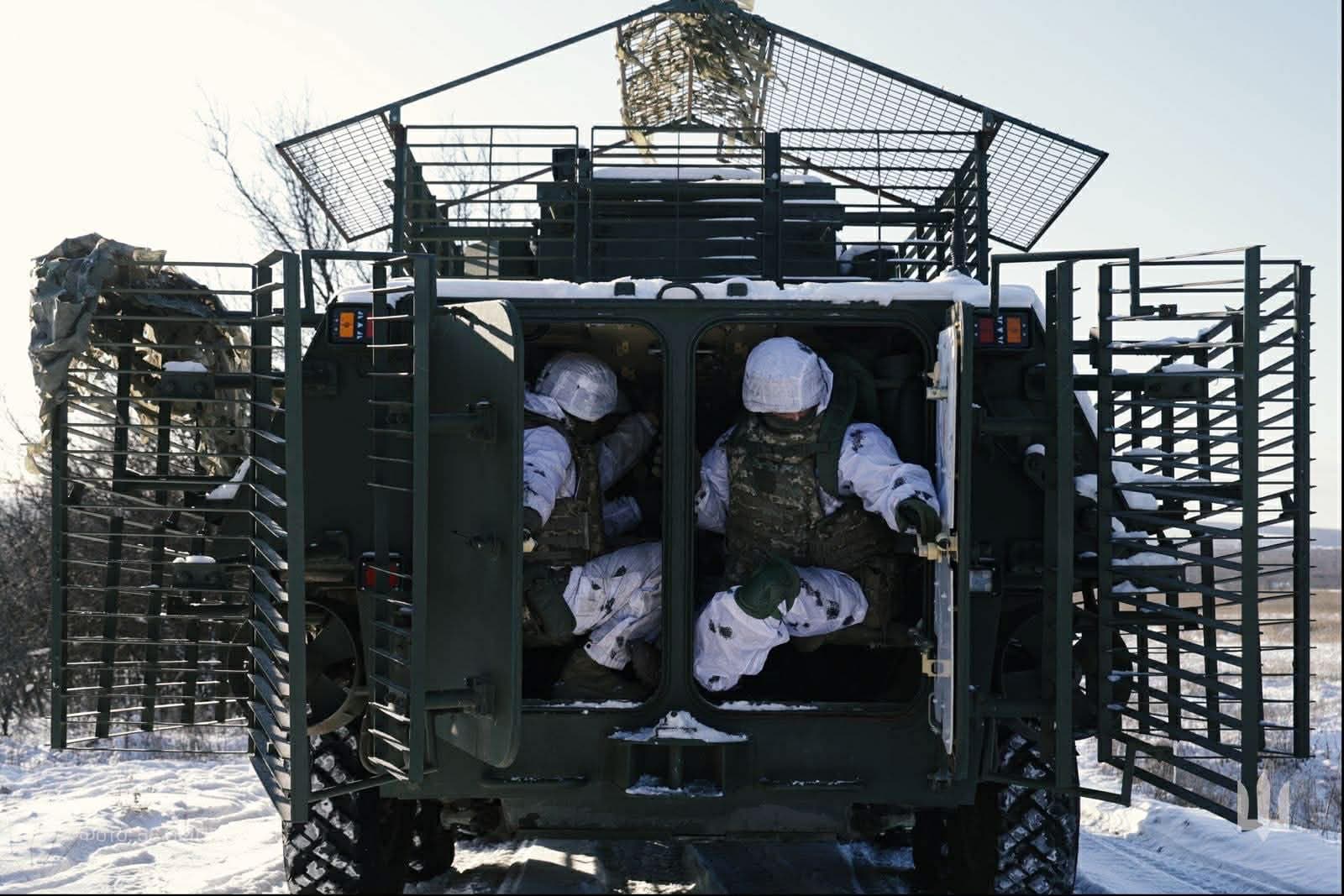 Ворог продовжує тиск на Лиманському напрямку, щоб вийти на важливі логістичні міста на Донеччині