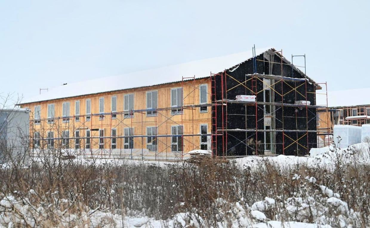 На Закарпатті завершується будівництво тимчасового житла для ВПО з Рубіжного (фото)