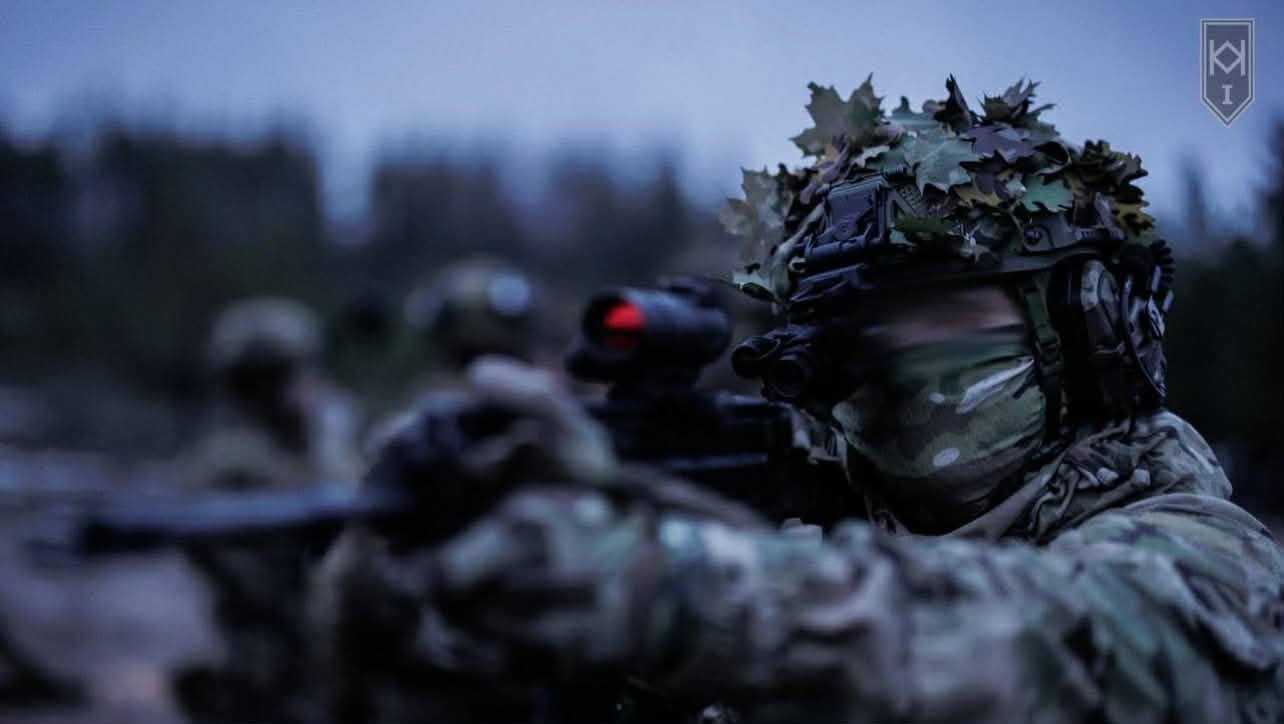 <em>Фото: 3-я отдельная штурмовая бригада. Украинские военные с оружием. </em>