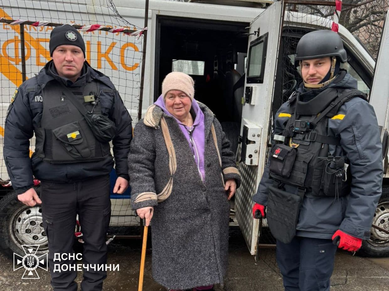 Рятувальники допомогли евакуювати ще вісім людей з прифронтової Дружківки