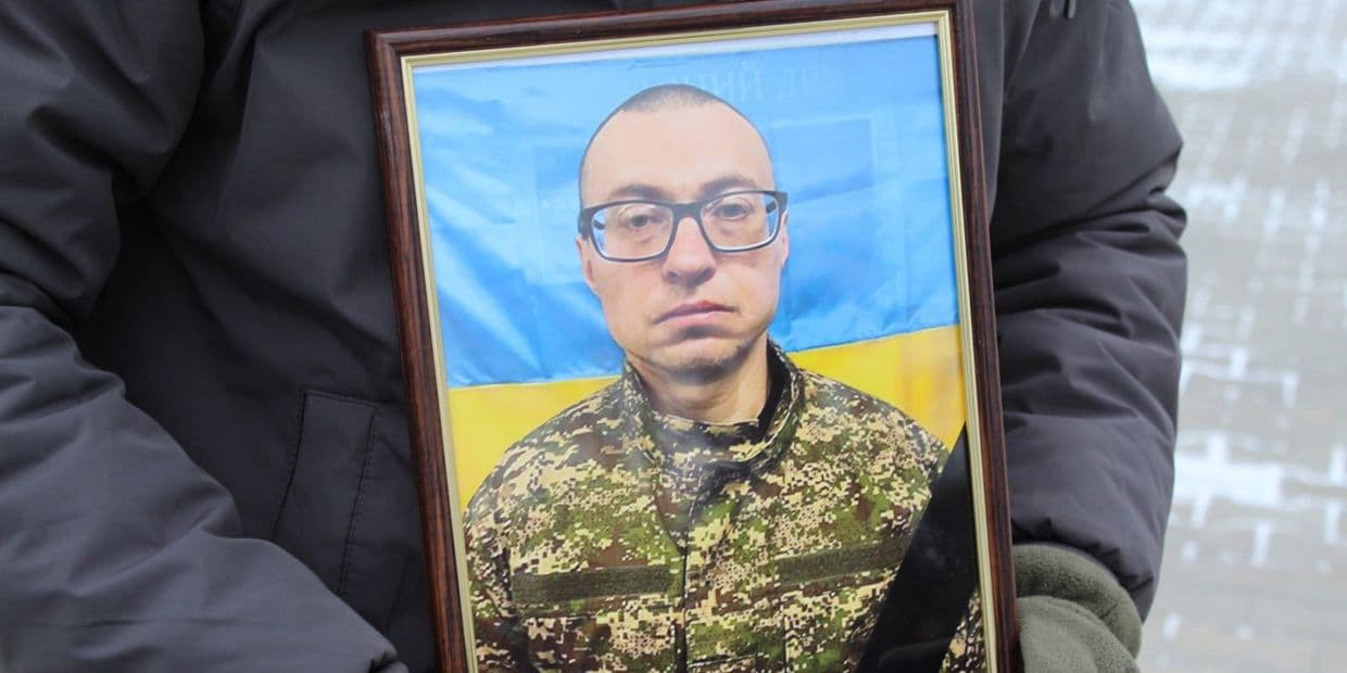 У Слов'янську попрощалися з водієм-нацгвардійцем Костянтином Осикою (фото)