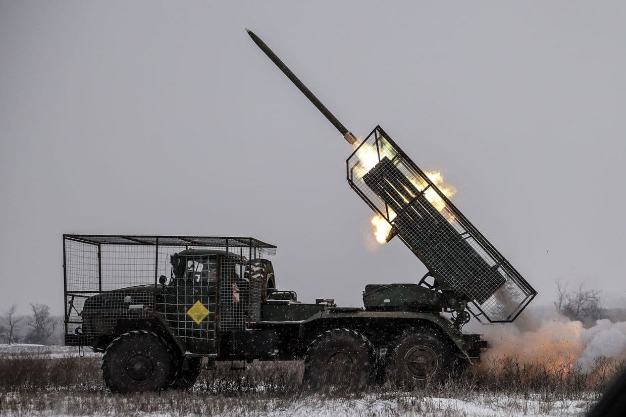 Стріляє "Град". Фото: 24 ОМБр