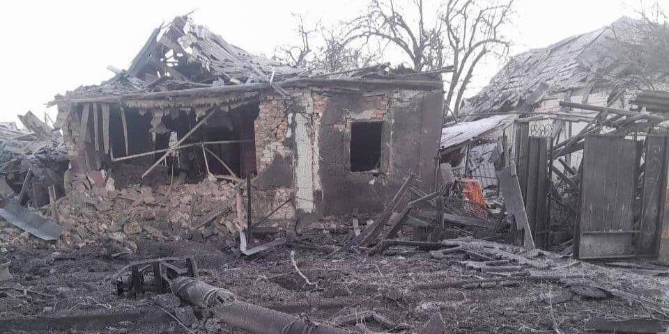 Рашисти 18 разів обстріляли населені пункти Донеччини: які наслідки терору (фото)