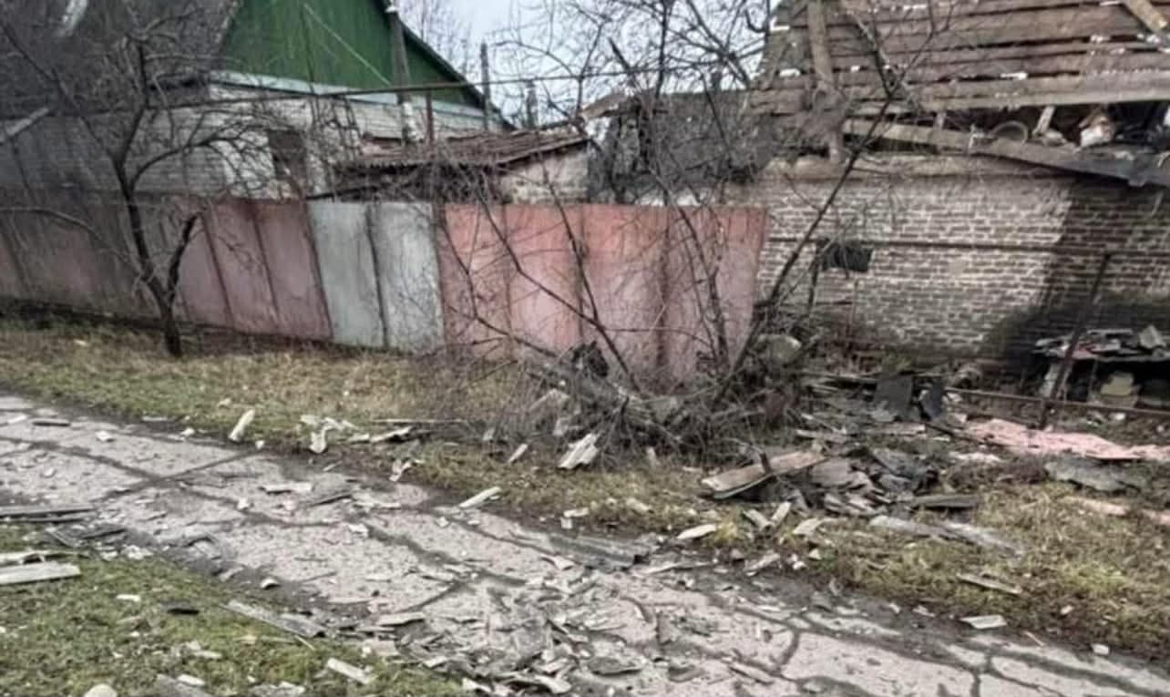 <em>Ворог обстріляв Краматорськ. Наслідки. Фото: Краматорської МВА</em>