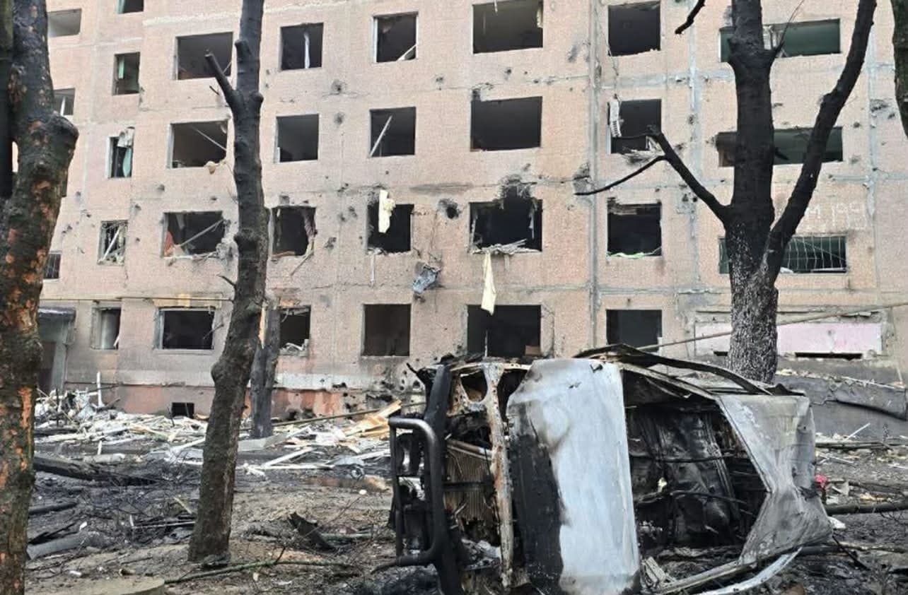 <em>февраля российские войска нанесли удар по одному из спальных районов Краматорска, есть пострадавшие. Фото: полиции</em>