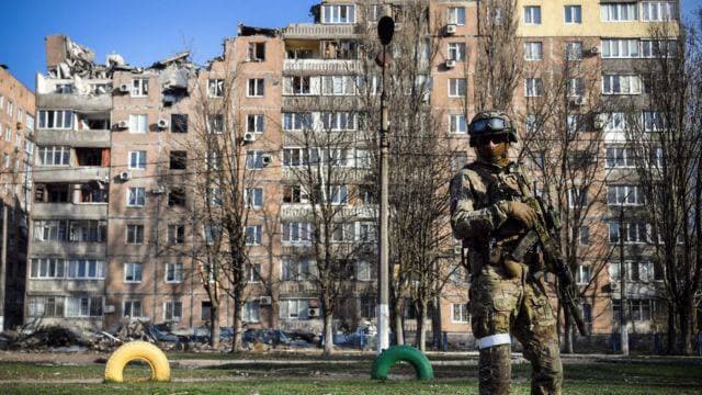 Рейдерство на ТОТ посилюється: загарбники націоналізували майже 400 квартир в окупованому Маріуполі