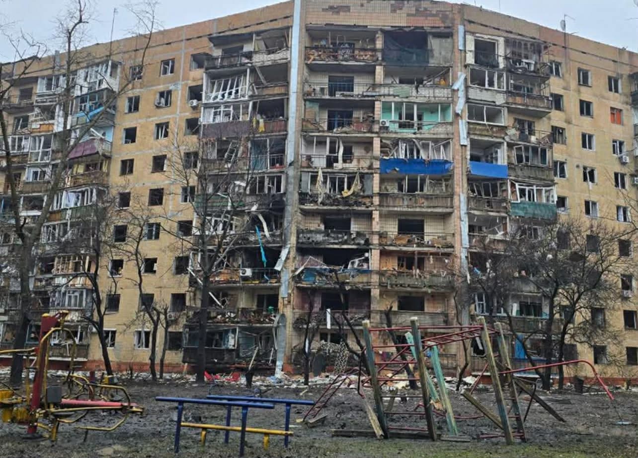 Поліція показала перші хвилини після ворожого удару по Краматорську (фото, відео)