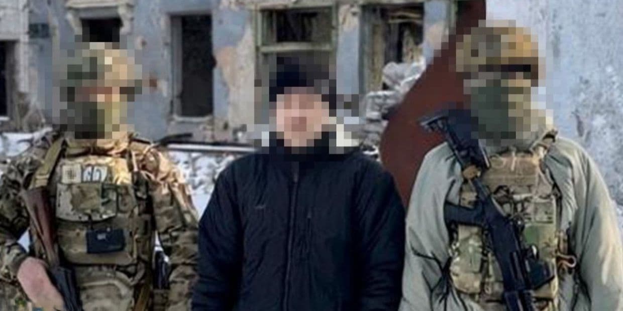 Житель Донеччини "втемну" використовував свою матір, щоб шпигувати для ФСБ: його затримали