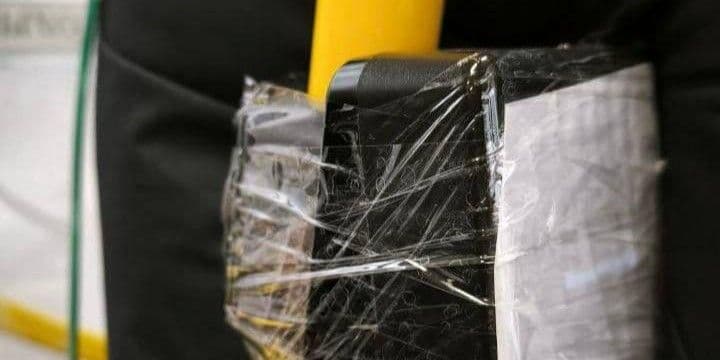 На маршруті Макіївка–Донецьк пасажирів змушують платити готівкою водієві, а термінали заклеїли скотчем