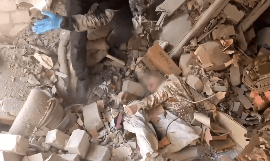 В патрульной полиции показали первые минуты после российского обстрела Славянска 10 марта (видео)