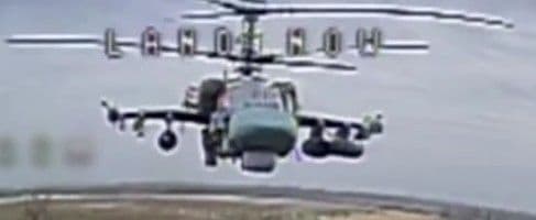 Російський розвідувально-ударний гелікоптер Ка-52 "Алігатор". Скриншот з відео СБС / Степові хижаки