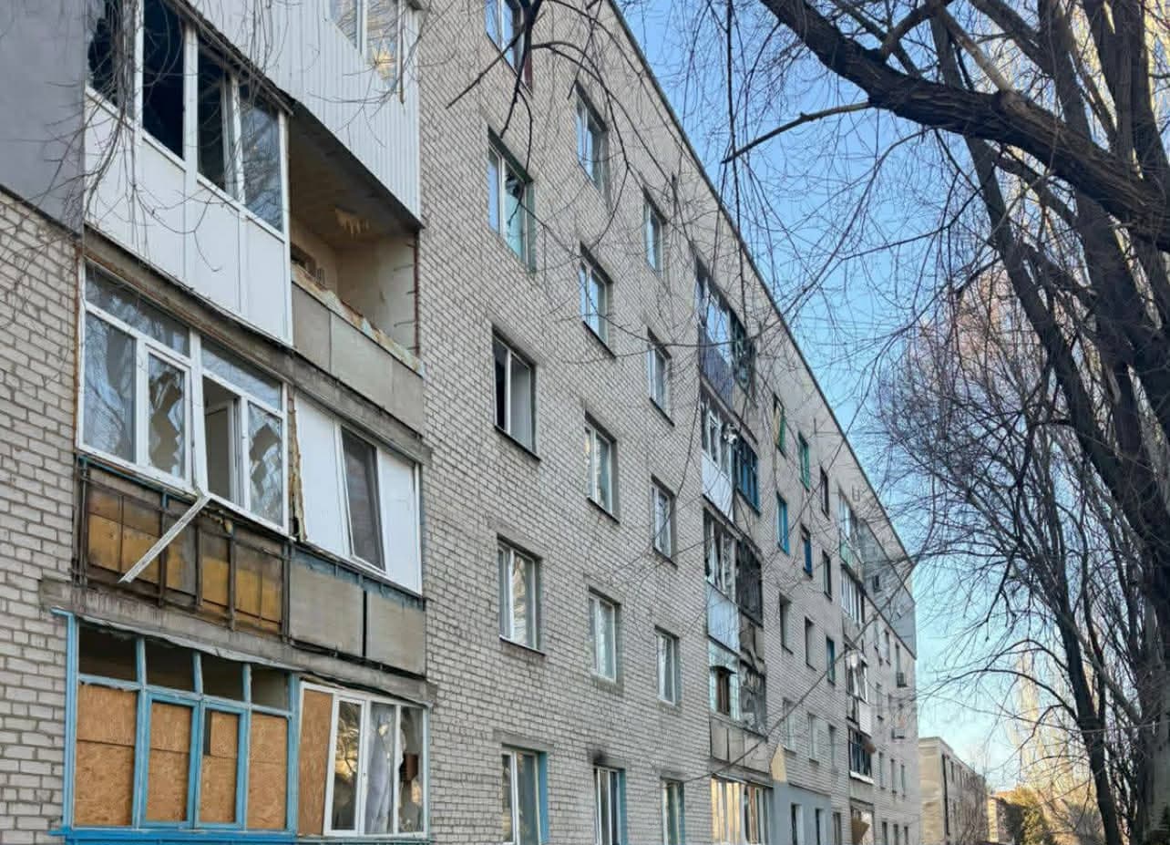 <em>Фото: Донецької ОВА.</em> <em>Наслідки ворожих обстрілів на Донеччині.</em>